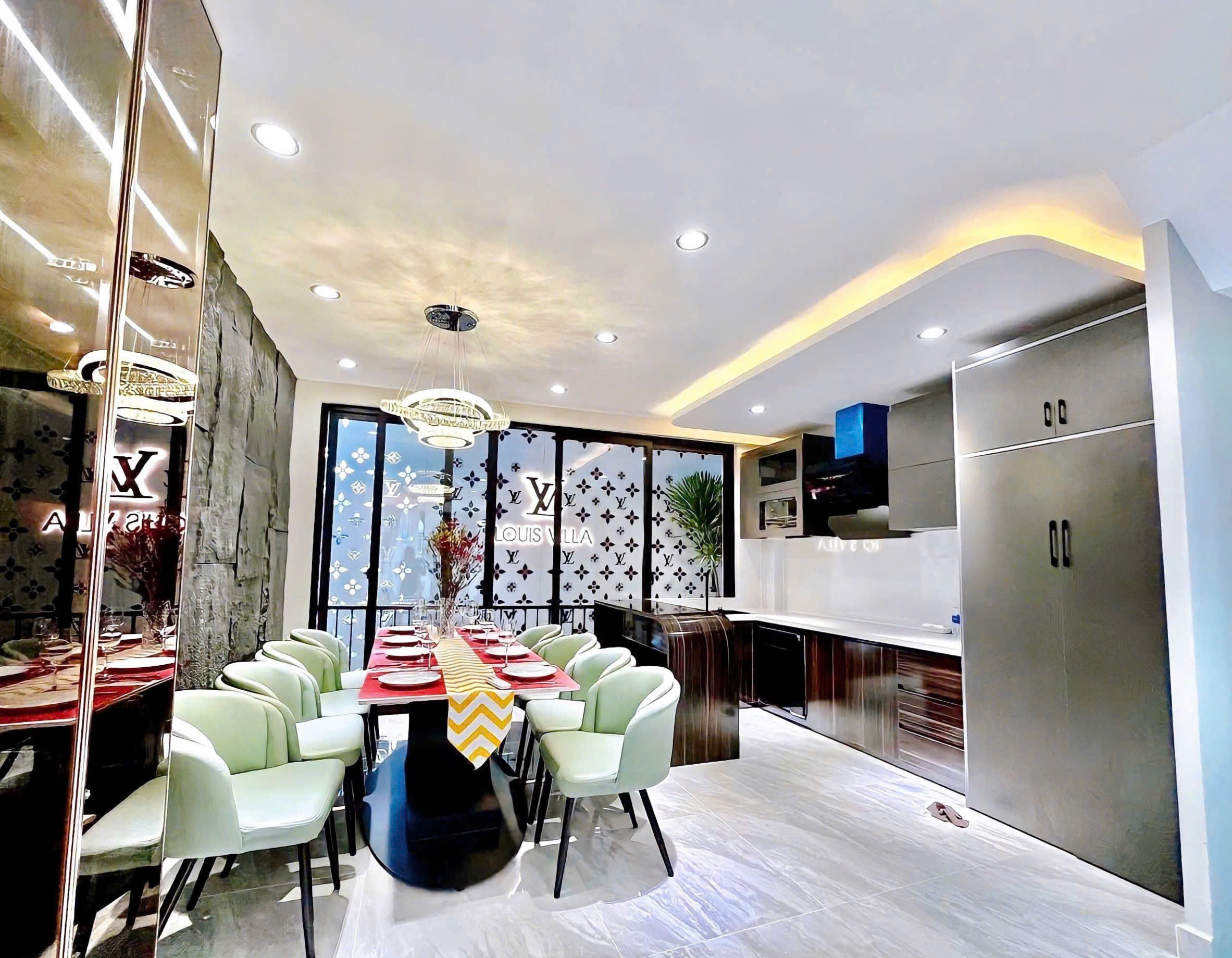 NHÀ THÔNG MINH ĐẲNG CẤP TẠI QUẬN GÒ VẤP, Căn góc HẺM XE TẢI, Diện tích 260 m2, 5 Tầng, Giá - Ảnh 2